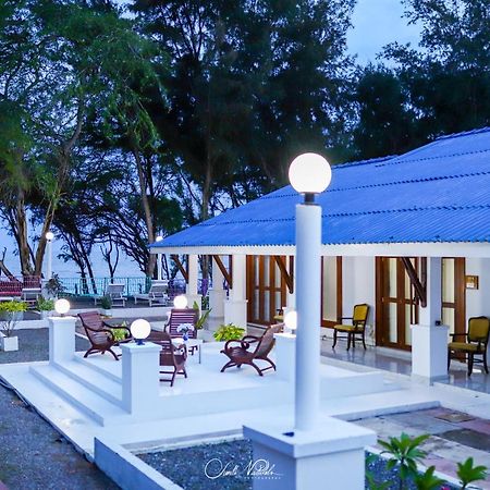 Ceylonta Beach Resort And Spa 汉班托塔 外观 照片
