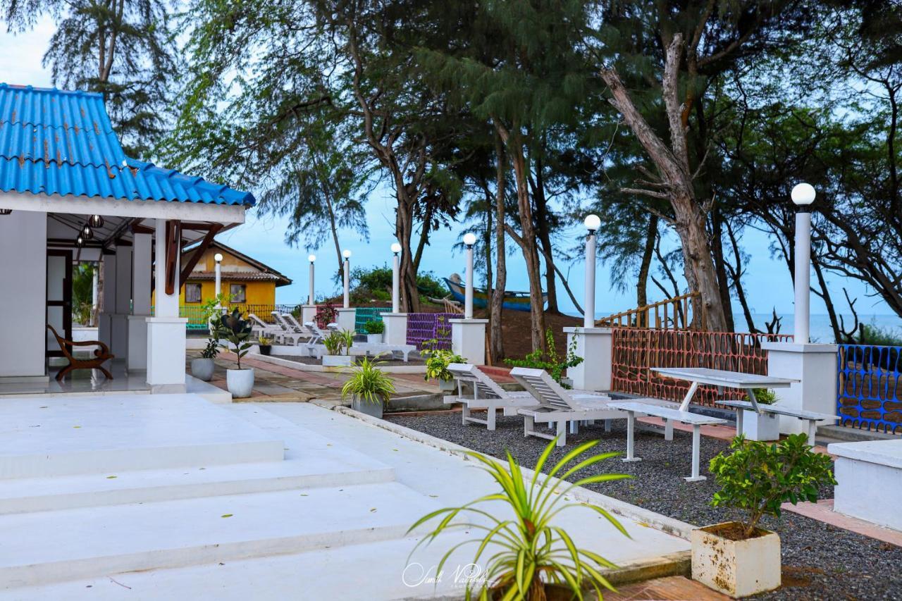Ceylonta Beach Resort And Spa 汉班托塔 外观 照片