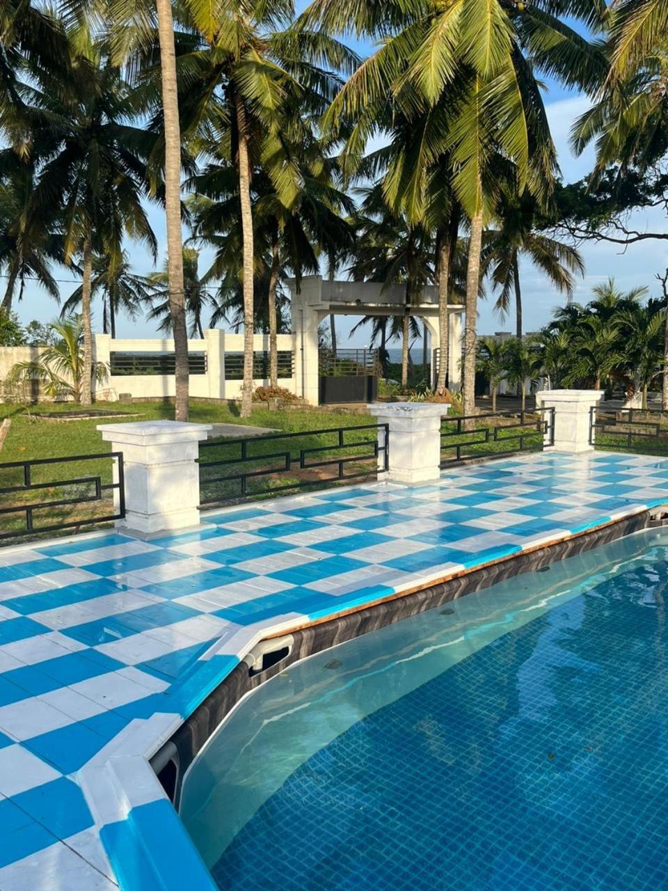 Ceylonta Beach Resort And Spa 汉班托塔 外观 照片