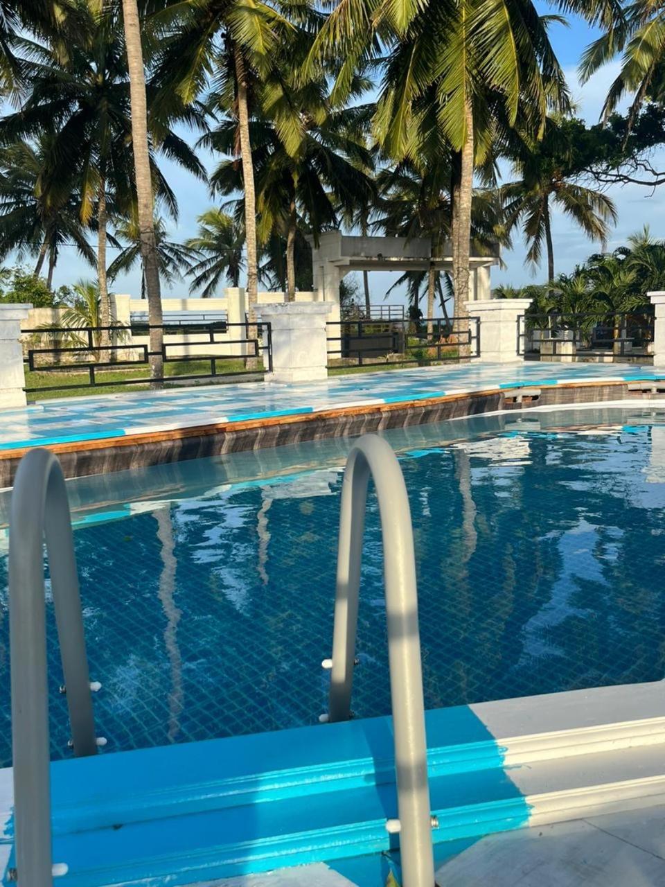 Ceylonta Beach Resort And Spa 汉班托塔 外观 照片